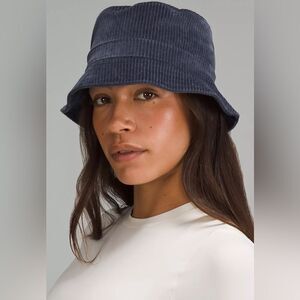 NWT Lululemon Unisex Corduroy Bucket Hat Navy Blue - Size Small/Medium